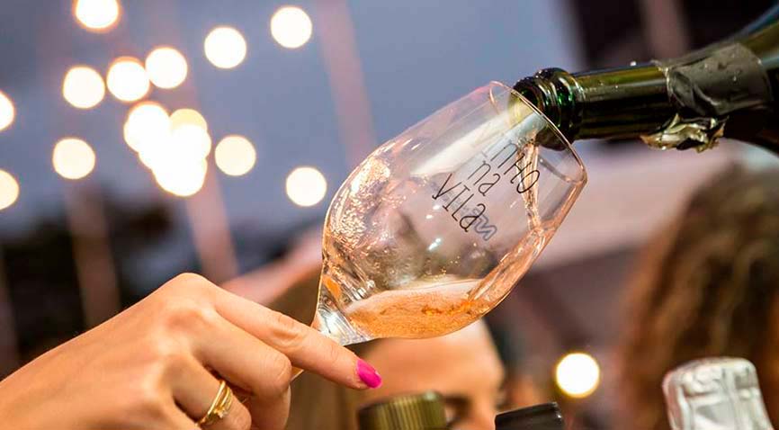 O que fazer no fim de semana: festival de vinhos brasileiros Vinho na Vila, no Pier Mauá